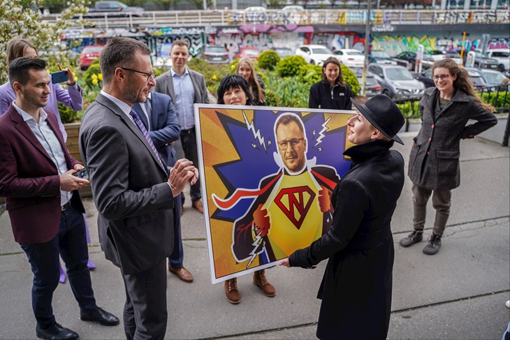 Adéla Knapová a ministr Nekula